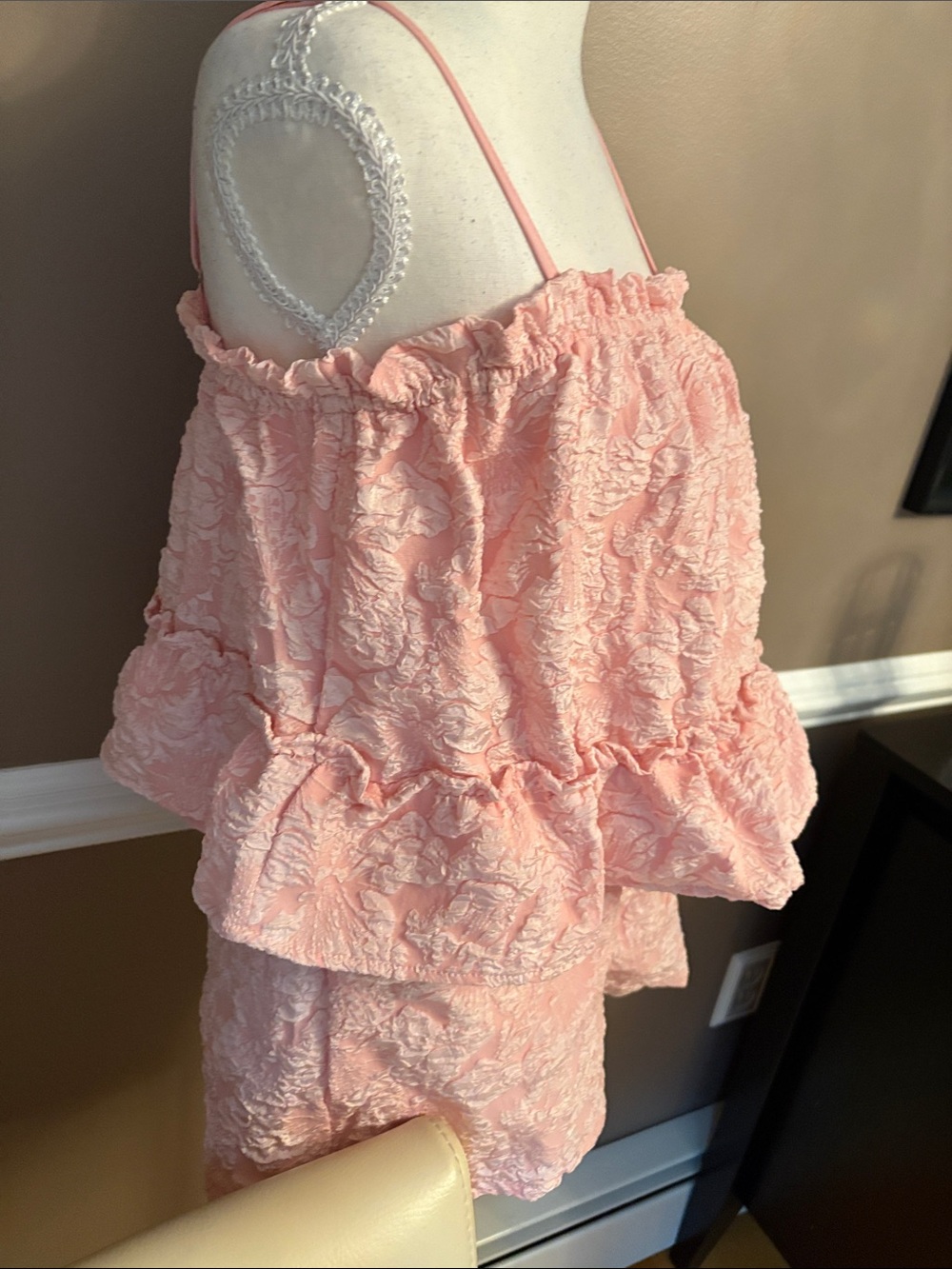 Women's Pink Ruffled Lace Set - Picture 4 of 8